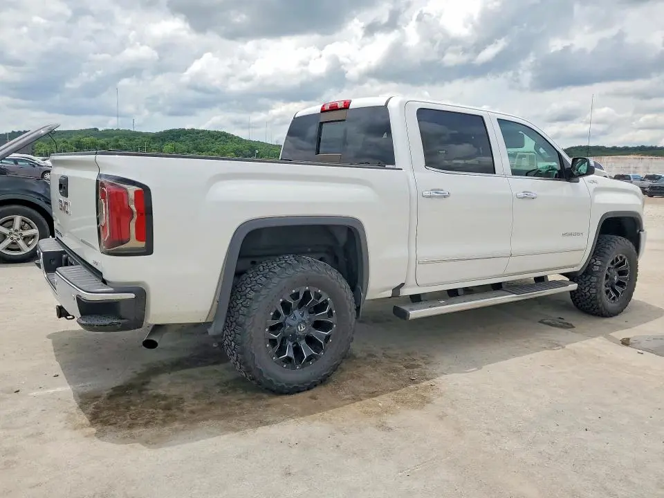 2018 GMC SIERRA K1500 SLT  