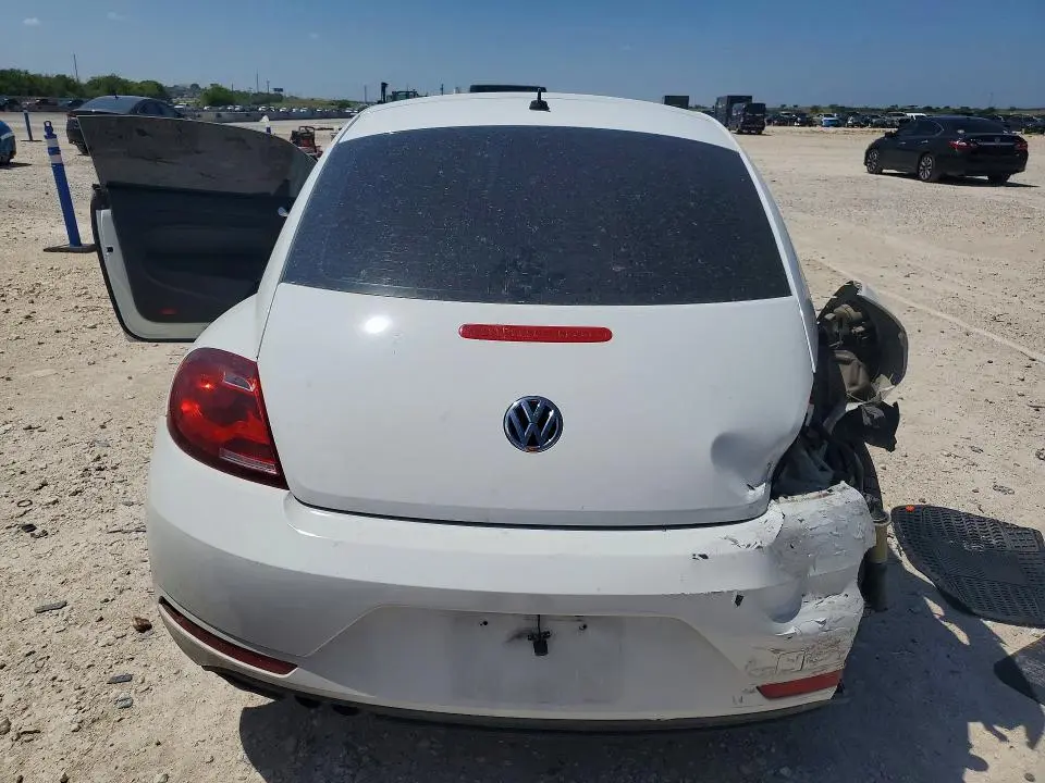 2017 VOLKSWAGEN BEETLE   
