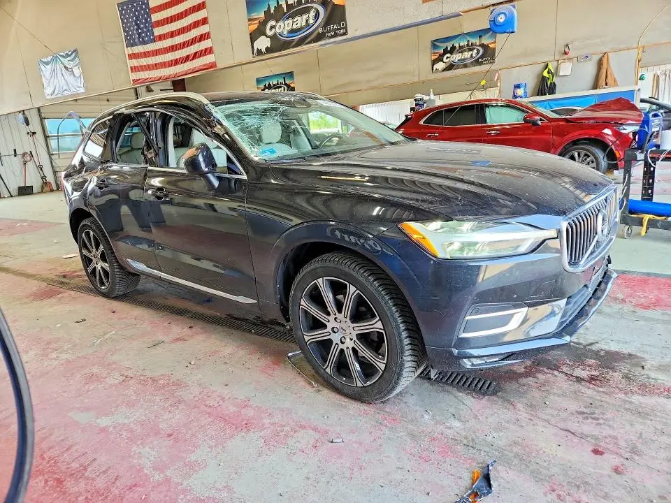 2021 VOLVO XC60 T5 INSCRIPTION  