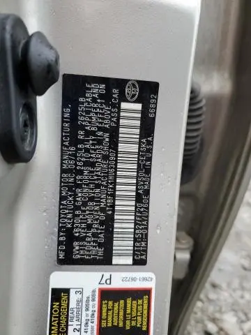 2017 TOYOTA CAMRY LE  