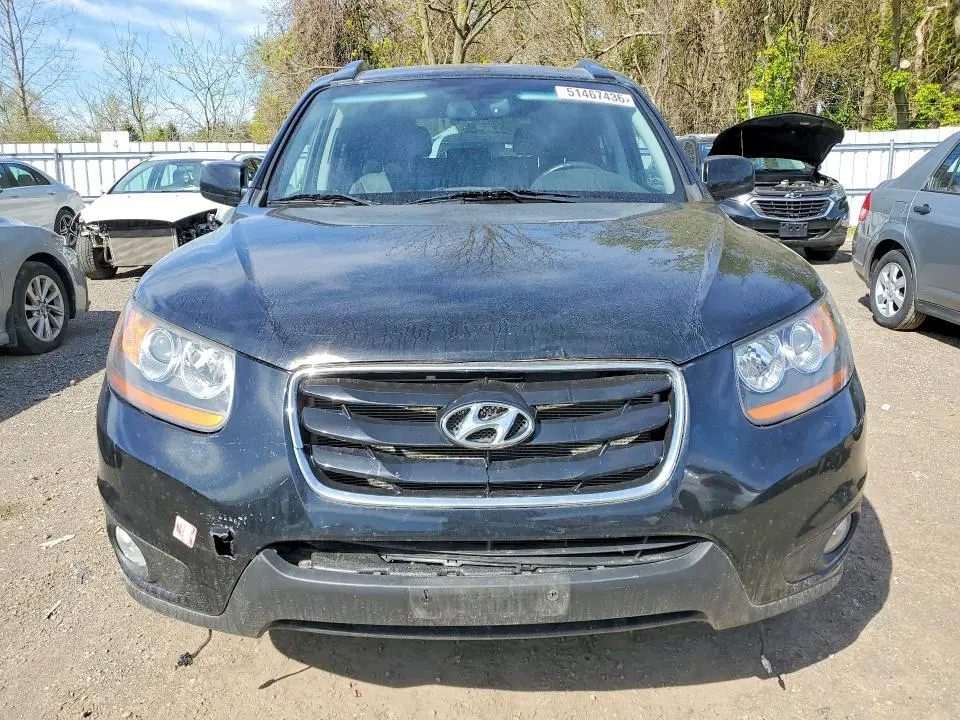 2010 HYUNDAI SANTA FE SE  