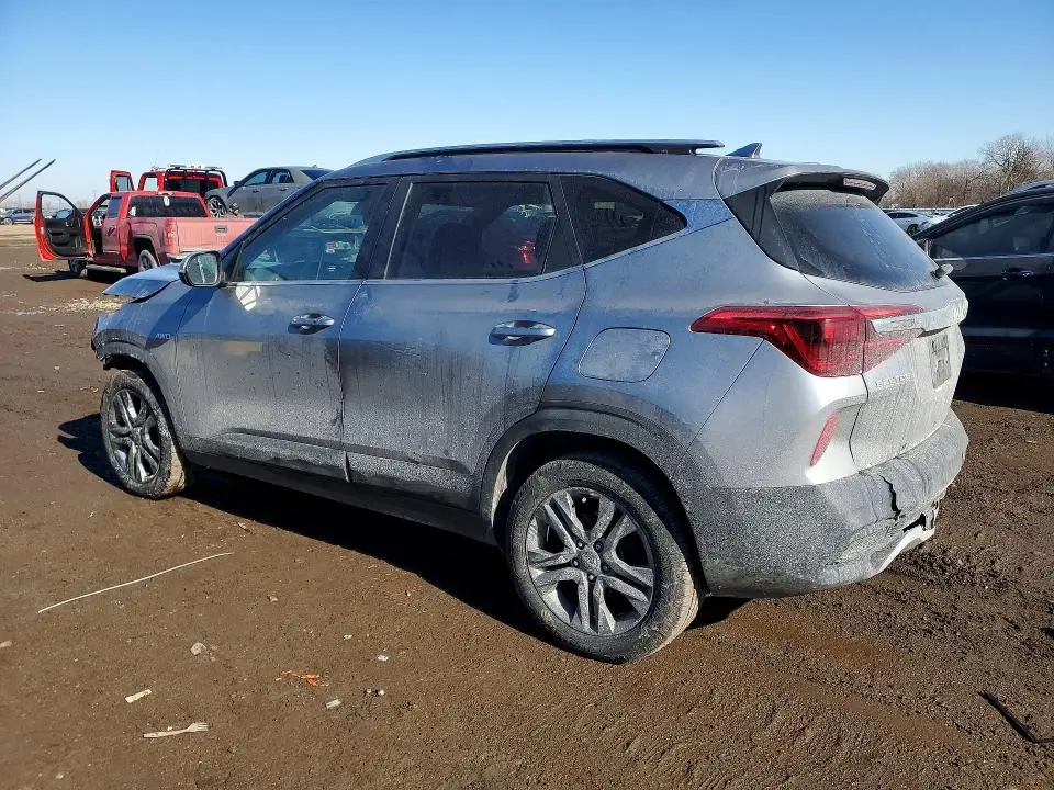 2022 KIA SELTOS S  