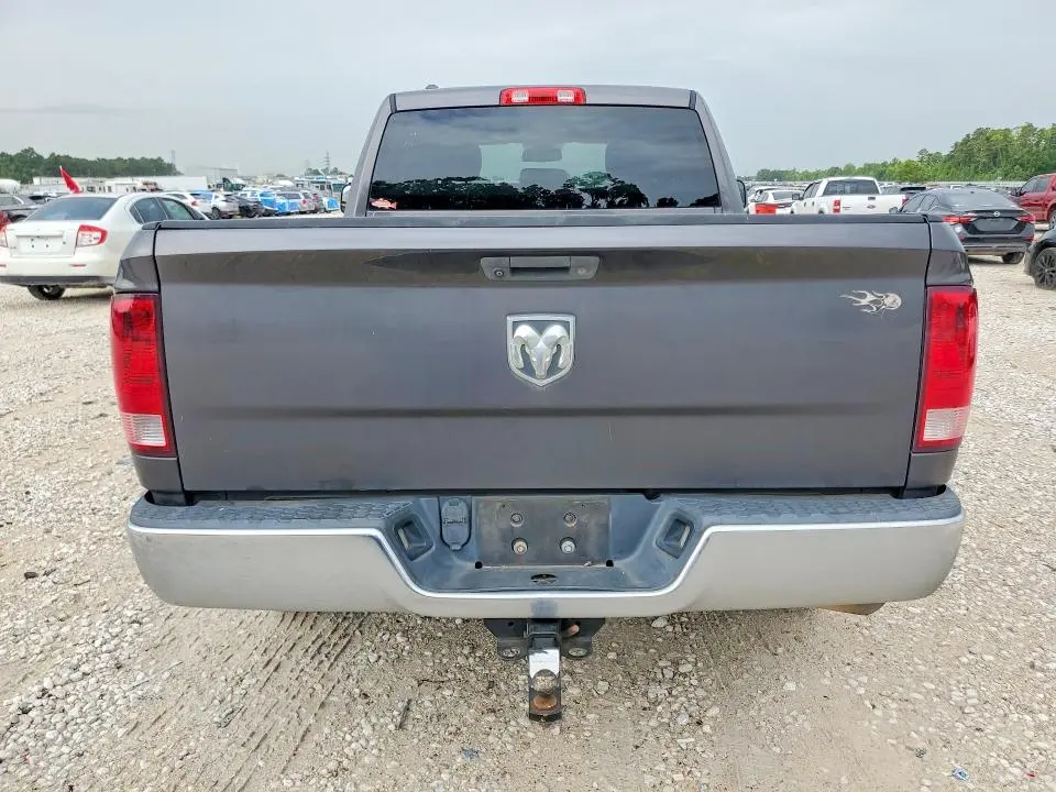 2014 RAM 1500 ST  