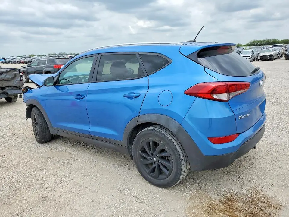 2016 HYUNDAI TUCSON SE  