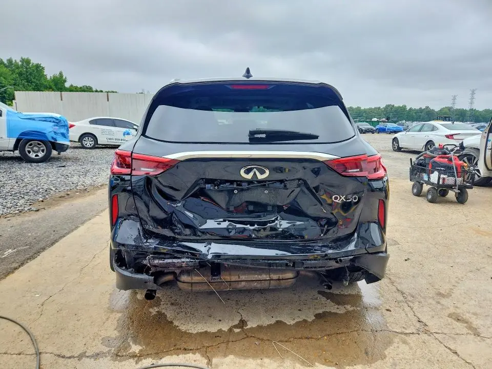 2021 INFINITI QX50 LUXE  
