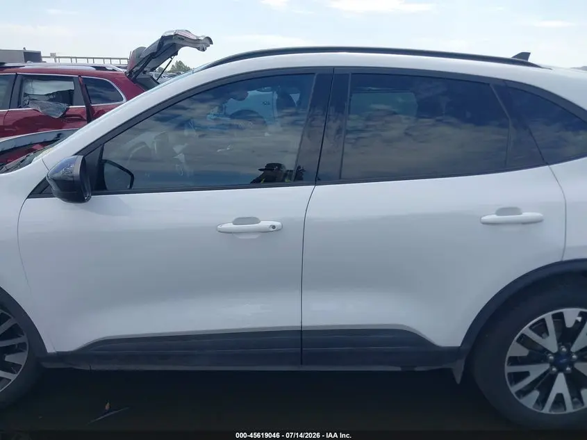 2020 FORD ESCAPE SE SPORT HYBRID