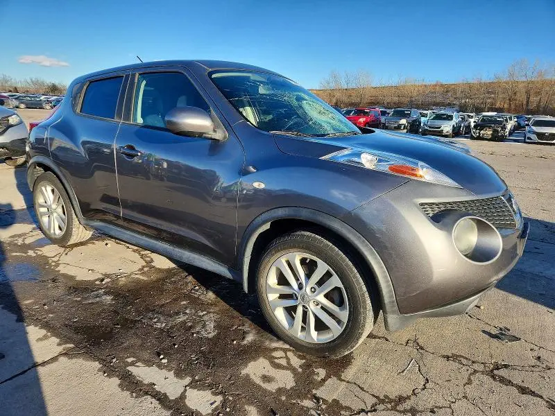 2013 NISSAN JUKE S  