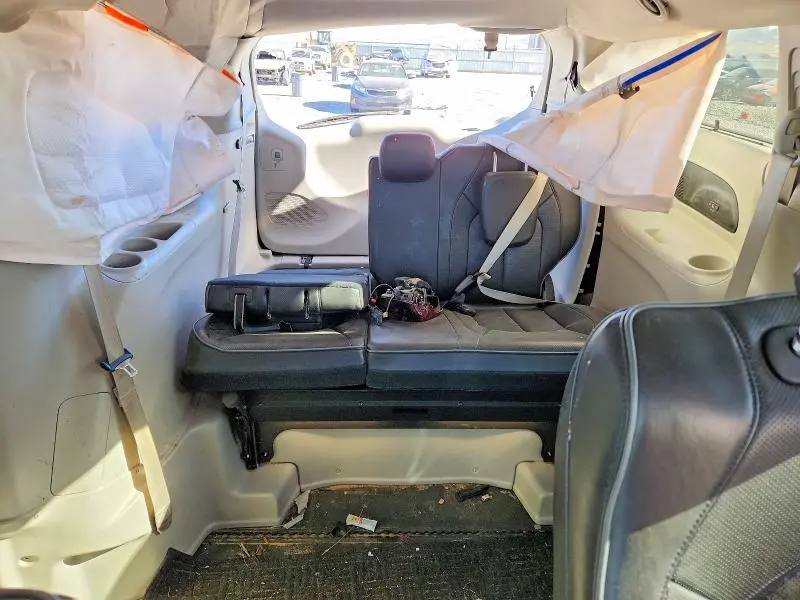 2019 CHRYSLER PACIFICA LIMITED  