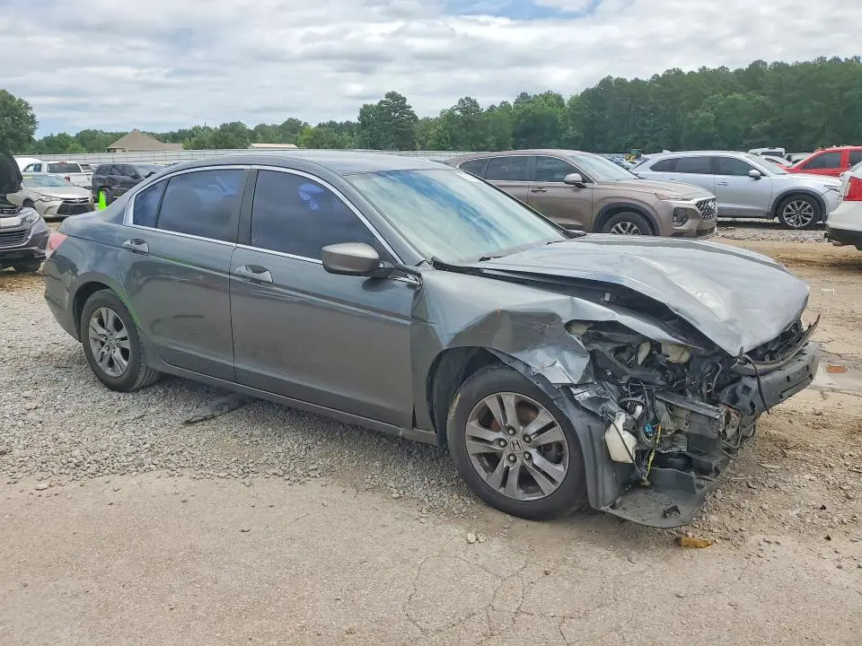 2011 HONDA ACCORD SE  