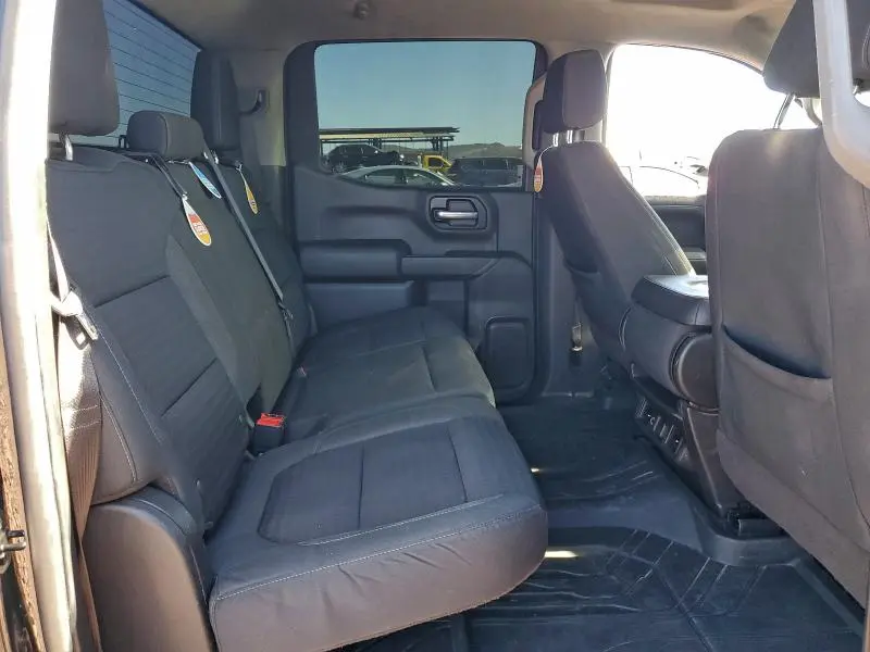 2021 CHEVROLET SILVERADO K1500 LT  