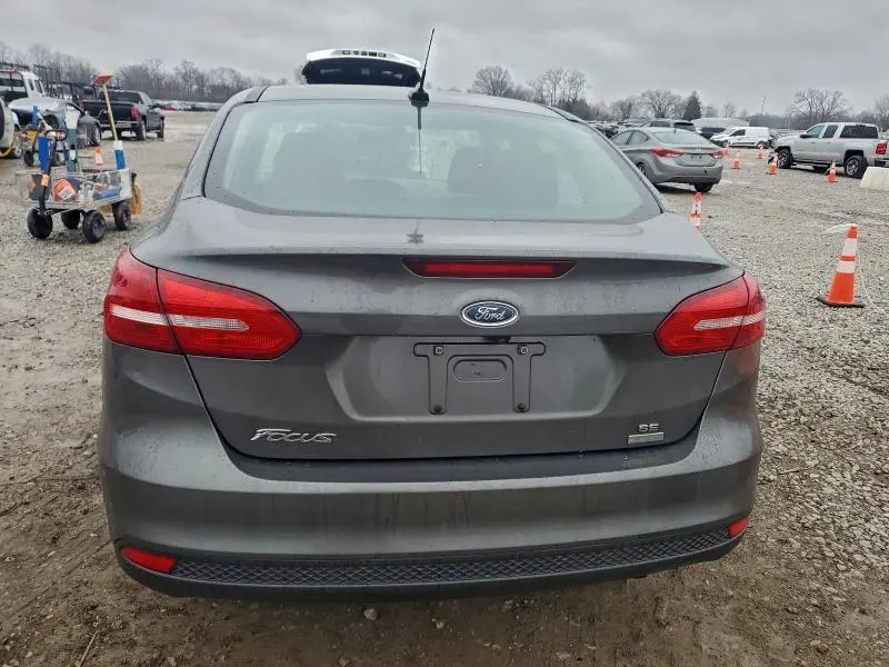 2017 FORD FOCUS SE  
