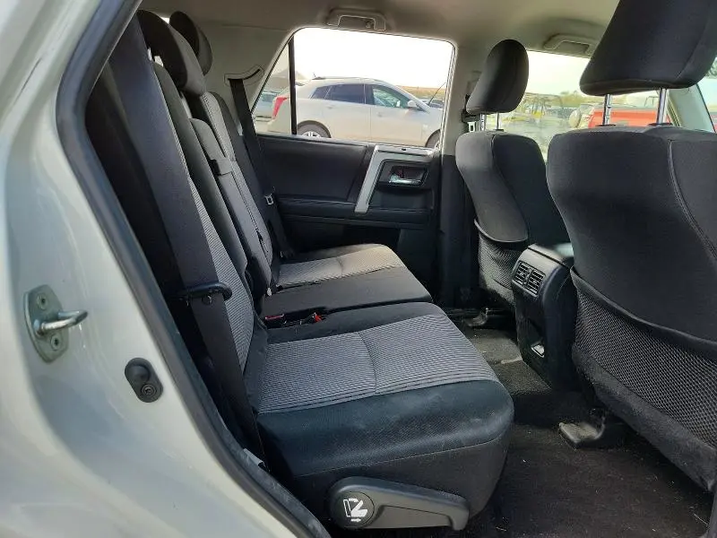 2020 TOYOTA 4RUNNER SR5  