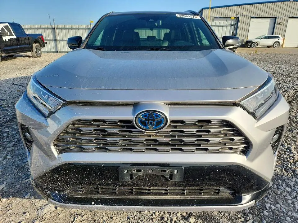 2019 TOYOTA RAV4 XSE  