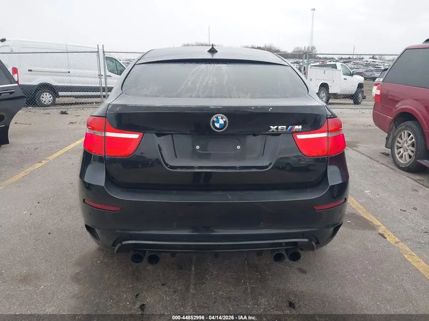 2012 BMW X6 M  