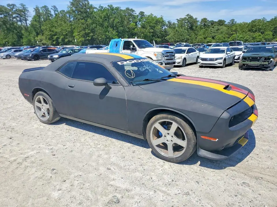 2015 DODGE CHALLENGER SXT  