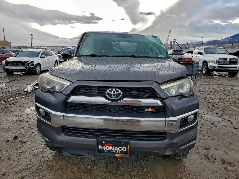 2014 TOYOTA 4RUNNER SR5  