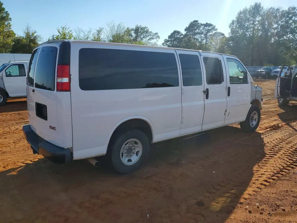 2020 GMC SAVANA G3500 LS  