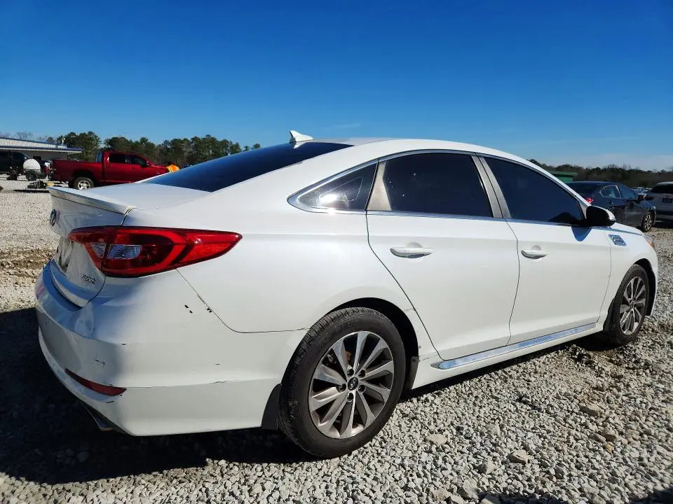 2015 HYUNDAI SONATA SPORT  