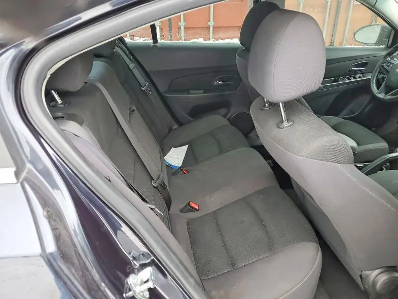 2015 CHEVROLET CRUZE LT  