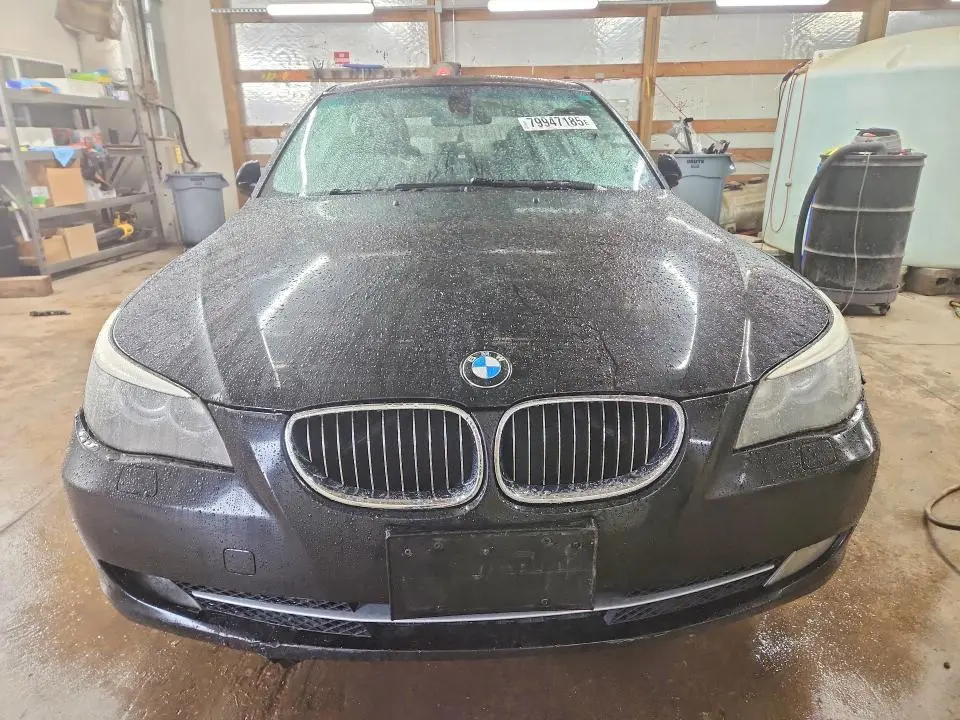 2010 BMW 528 I  