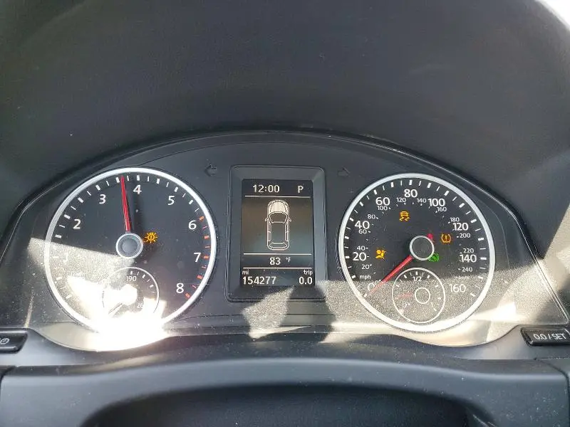 2015 VOLKSWAGEN TIGUAN S  