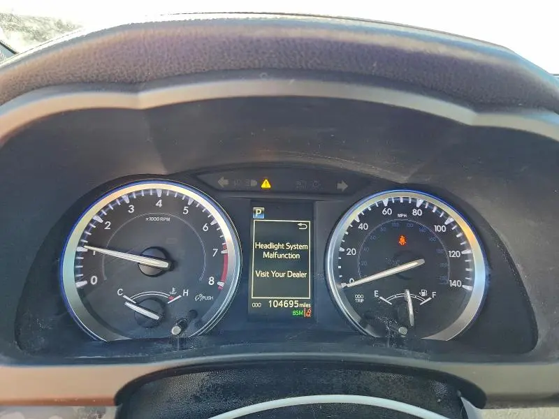 2017 TOYOTA HIGHLANDER LIMITED  