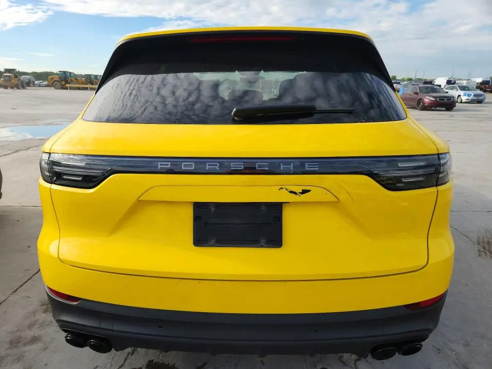 2023 PORSCHE CAYENNE BASE  