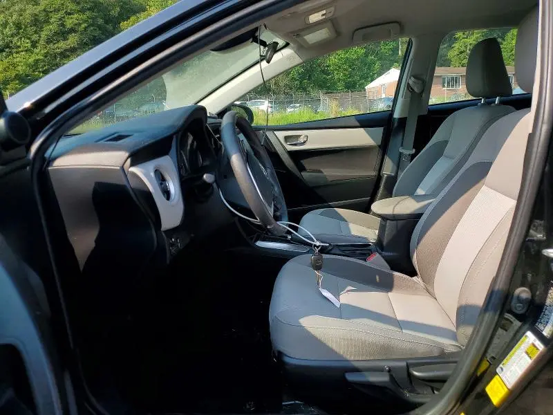 2019 TOYOTA COROLLA LE  