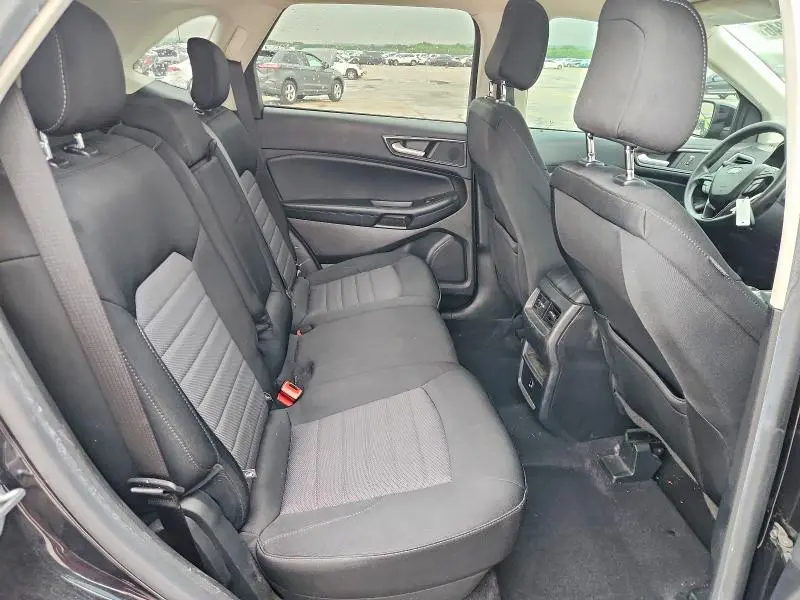 2022 FORD EDGE SE  