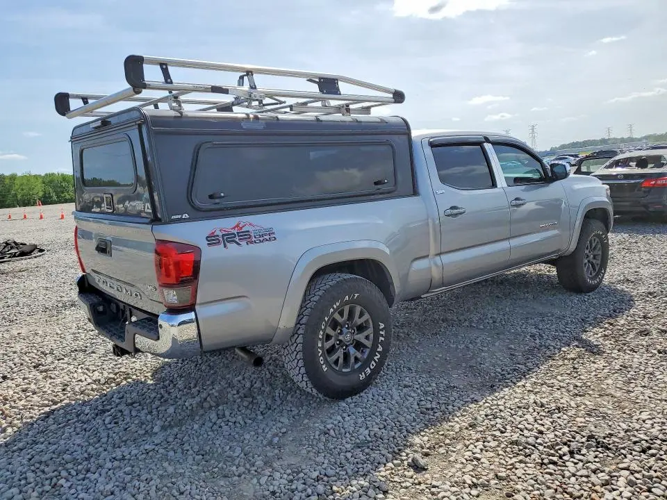 2021 TOYOTA TACOMA SR5 V6  