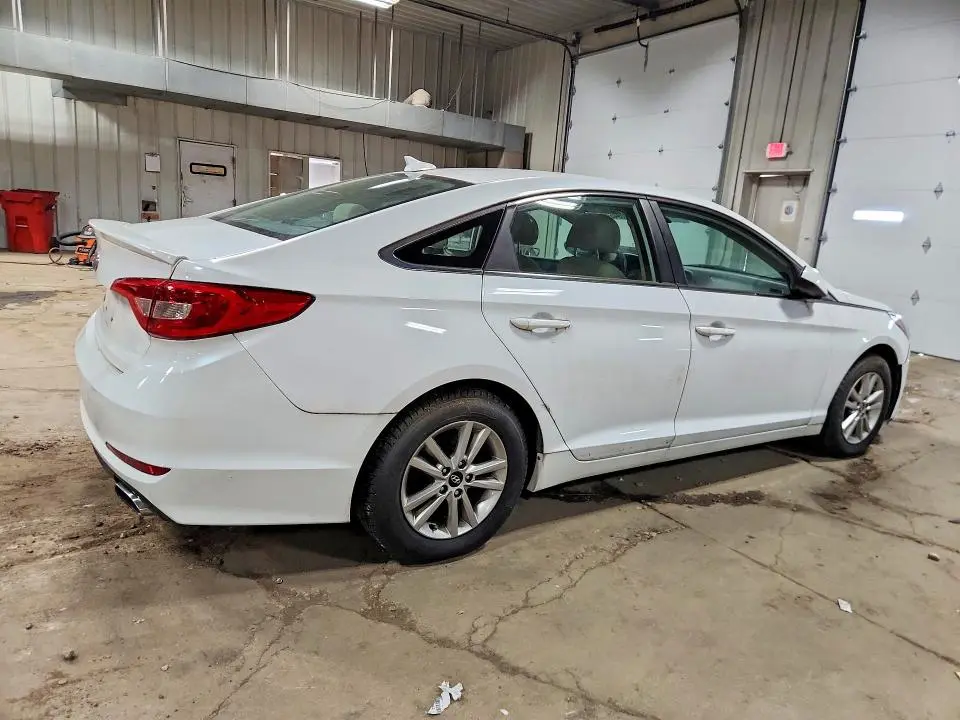 2016 HYUNDAI SONATA SE  