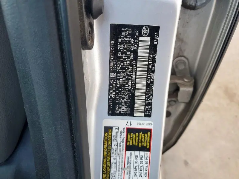 2013 TOYOTA AVALON XLE  
