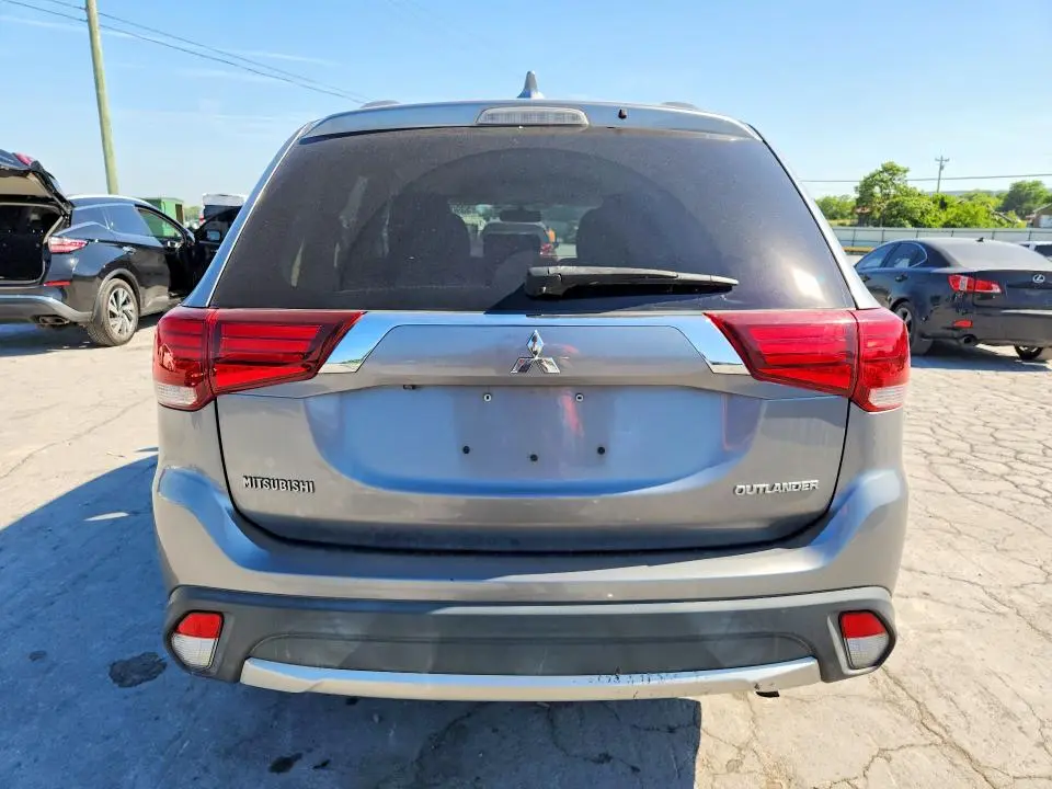 2018 MITSUBISHI OUTLANDER ES  