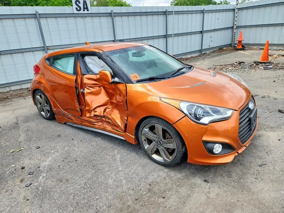 2015 HYUNDAI VELOSTER TURBO  