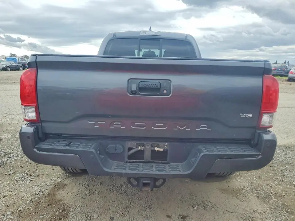 2016 TOYOTA TACOMA DOUBLE CAB  