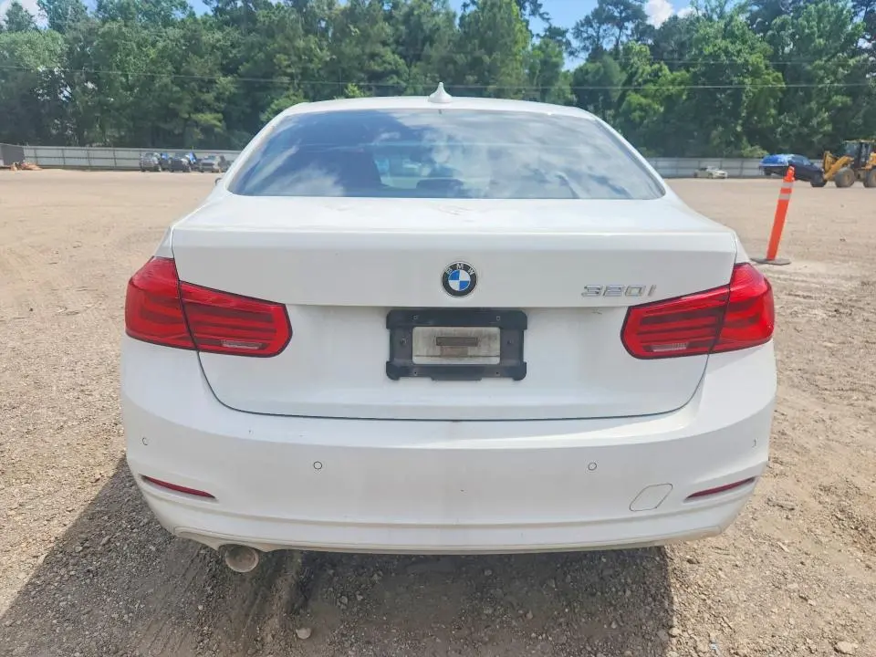 2017 BMW 320 I  