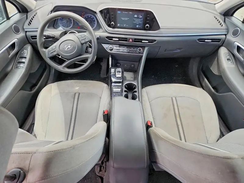 2020 HYUNDAI SONATA SE  