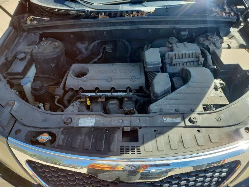 2011 KIA SORENTO LX  