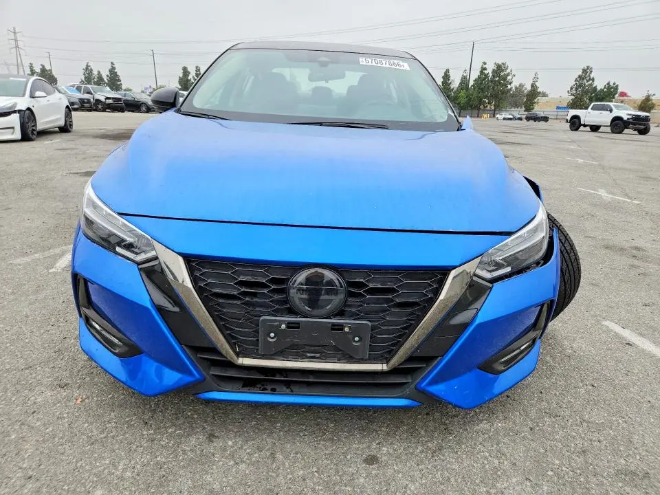 2021 NISSAN SENTRA SR  