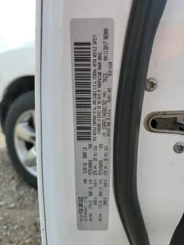 2017 RAM 1500 SLT  