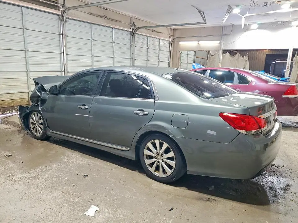 2012 TOYOTA AVALON LIMITED  