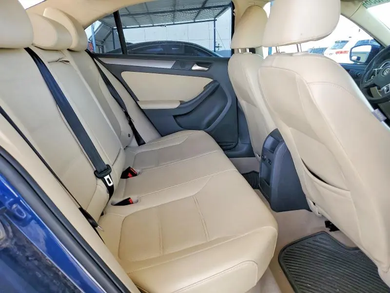 2013 VOLKSWAGEN JETTA TDI  