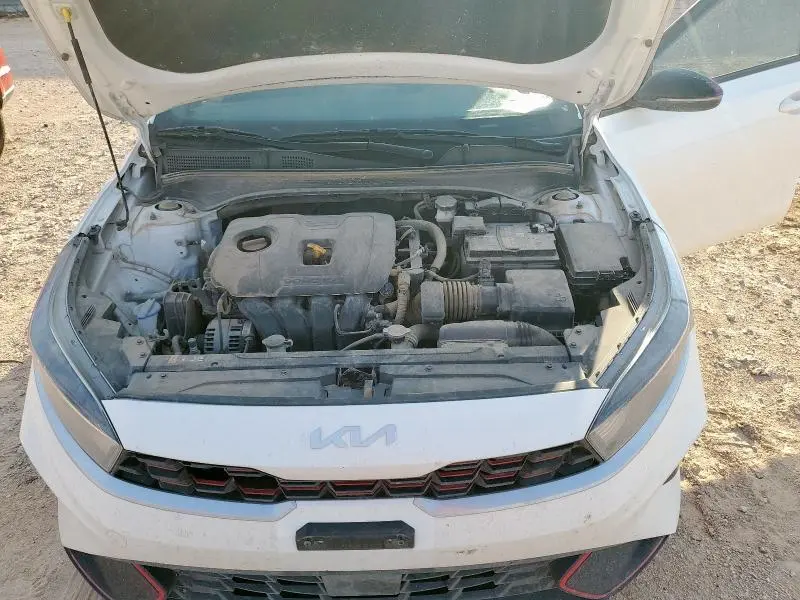 2023 KIA FORTE GT LINE  