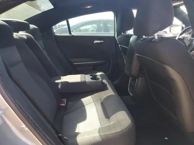 2017 DODGE CHARGER SE  