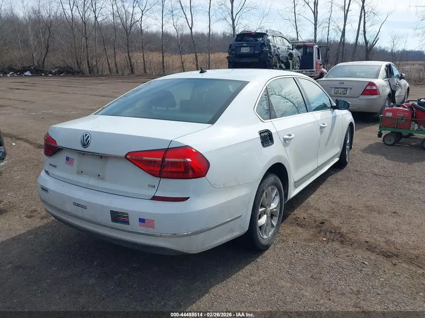 2016 VOLKSWAGEN PASSAT 1.8T S