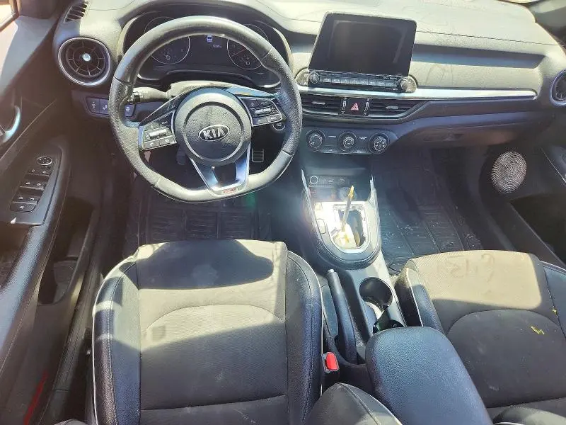 2021 KIA FORTE GT LINE  