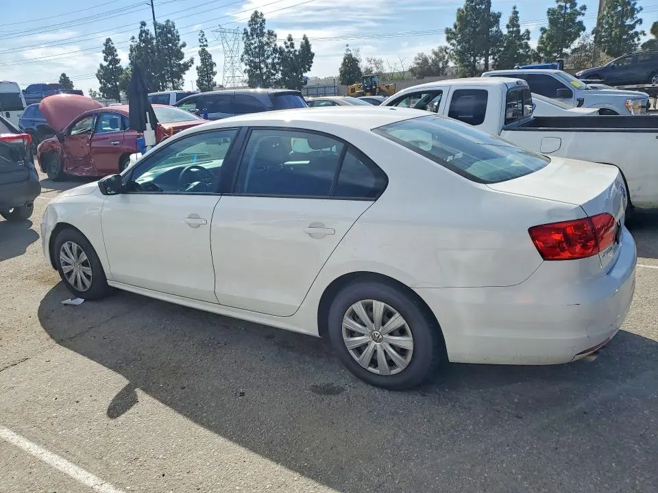 2013 VOLKSWAGEN JETTA BASE  