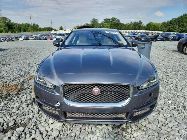 2017 JAGUAR XE PRESTIGE  
