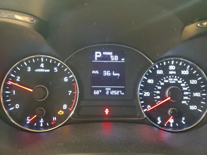 2018 KIA FORTE LX  