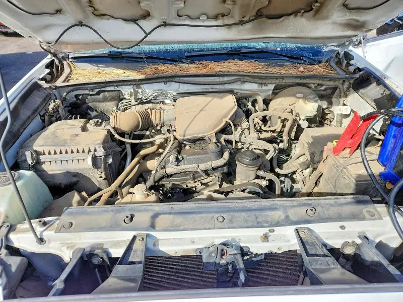 2017 TOYOTA TACOMA SR  